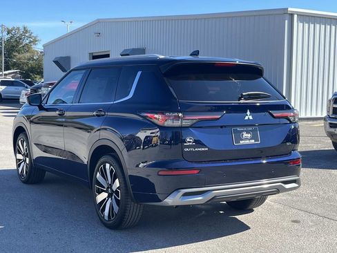 New 2026 Mitsubishi Outlander SEL FWD image 2