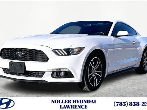 Used 2016 Ford Mustang Coupe image 1