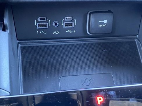 New 2025 Jeep Grand Cherokee Altitude image 22