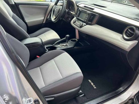 Used 2015 Toyota RAV4 XLE image 15