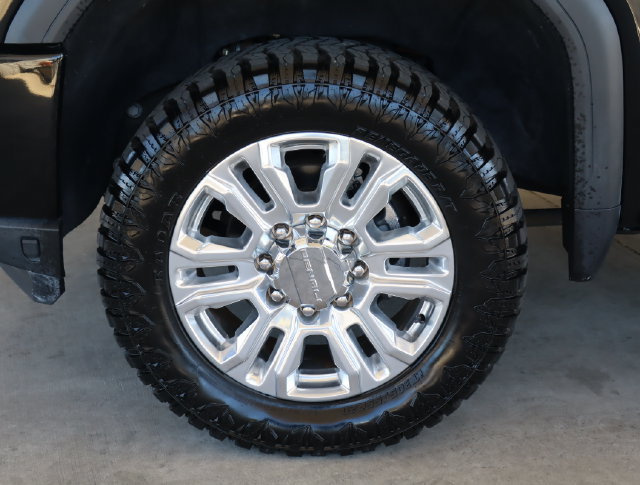 Used 2023 GMC Sierra 2500 Denali w/ Denali Ultimate Package AWD/4WD image 11