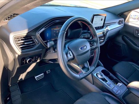 Used 2024 Ford Escape ST-Line image 16
