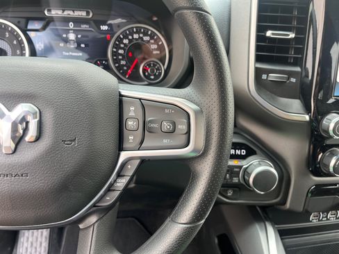 New 2026 RAM 1500 Express AWD/4WD image 14
