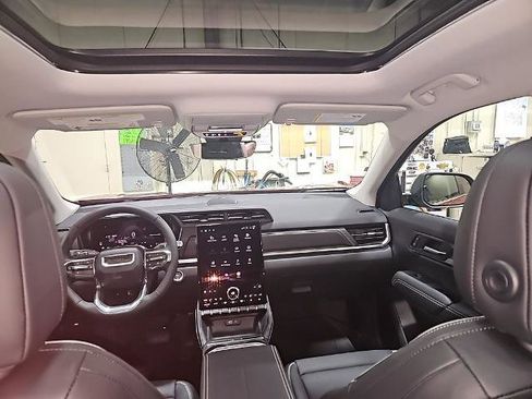 New 2026 GMC Terrain Denali w/ LPO, Black Badging Package image 19