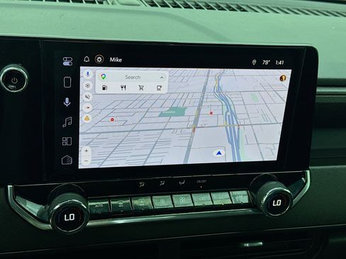 Used 2025 Chevrolet Colorado Trail Boss image 9