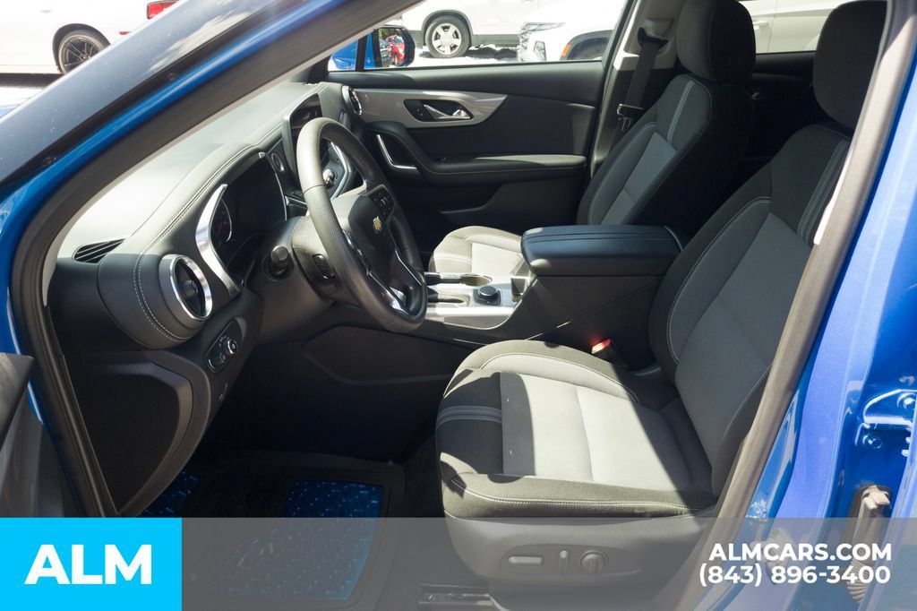 Used 2024 Chevrolet Blazer LT FWD image 6