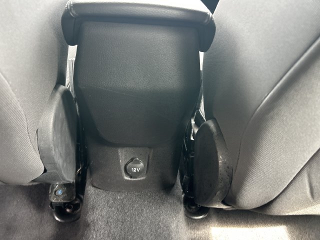 Used 2014 Ford Focus SE w/ SE Sport Package FWD image 27