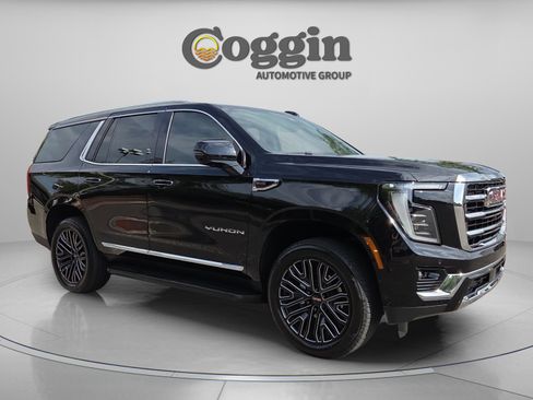 Certified 2026 GMC Yukon Elevation w/ LPO, Floor Liner Package AWD/4WD image 7