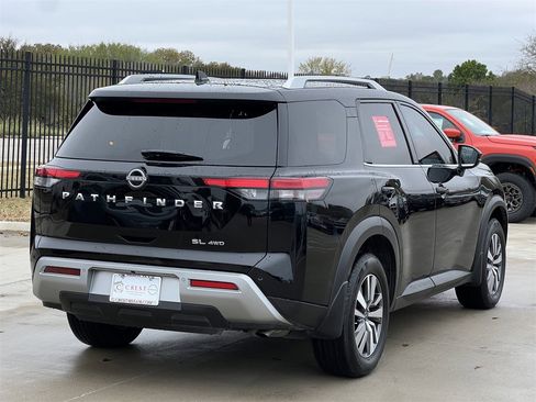 Certified 2022 Nissan Pathfinder SL image 4