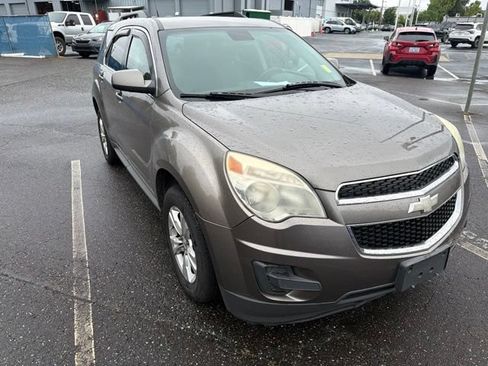 Used 2012 Chevrolet Equinox LT w/ Driver Convenience Package FWD image 3