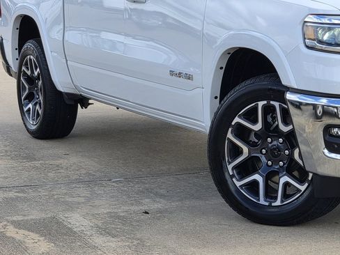 Used 2026 RAM 1500 Laramie AWD/4WD image 11