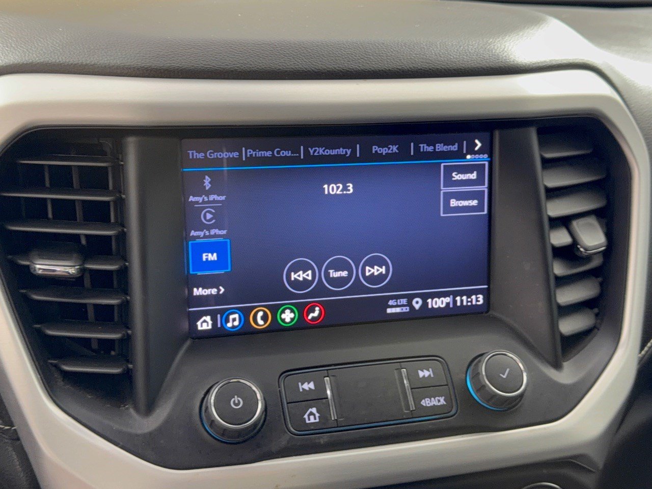 Used 2023 GMC Acadia SLE w/ Elevation Edition FWD image 23