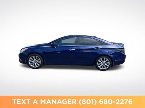 Used 2013 Hyundai Sonata SE FWD image 2