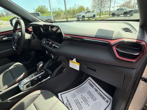New 2026 Chevrolet TrailBlazer RS w/ Convenience Package AWD/4WD image 38