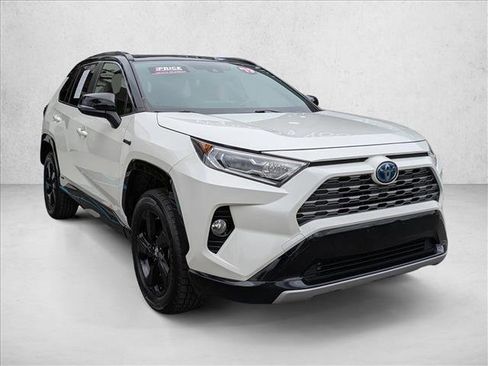Used 2019 Toyota RAV4 XSE image 3