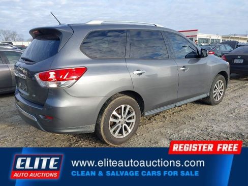 Used 2016 Nissan Pathfinder SV image 8
