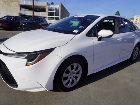 Certified 2024 Toyota Corolla LE image 4