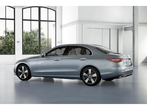 Used 2025 Mercedes-Benz C 300 Sedan image 29