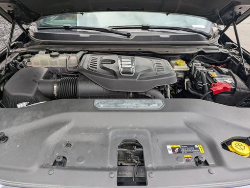 Used 2023 Jeep Grand Wagoneer Series III w/ Rear Seat Video Group 1 image 32