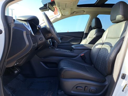 Certified 2024 Nissan Murano Platinum w/ Cargo Package FWD image 13