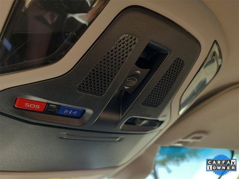 Used 2022 Subaru Outback Touring w/ Popular Package #2 image 25