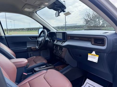 Used 2024 Ford Maverick Lariat image 23