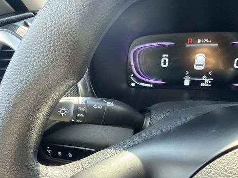 Used 2024 Kia Soul LX w/ Option Group 015 FWD image 29