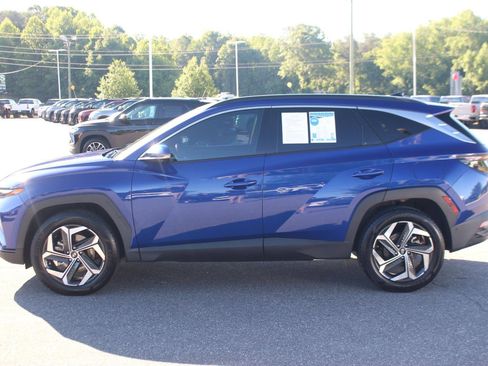 Used 2022 Hyundai Tucson Limited w/ Cargo Package AWD/4WD image 4