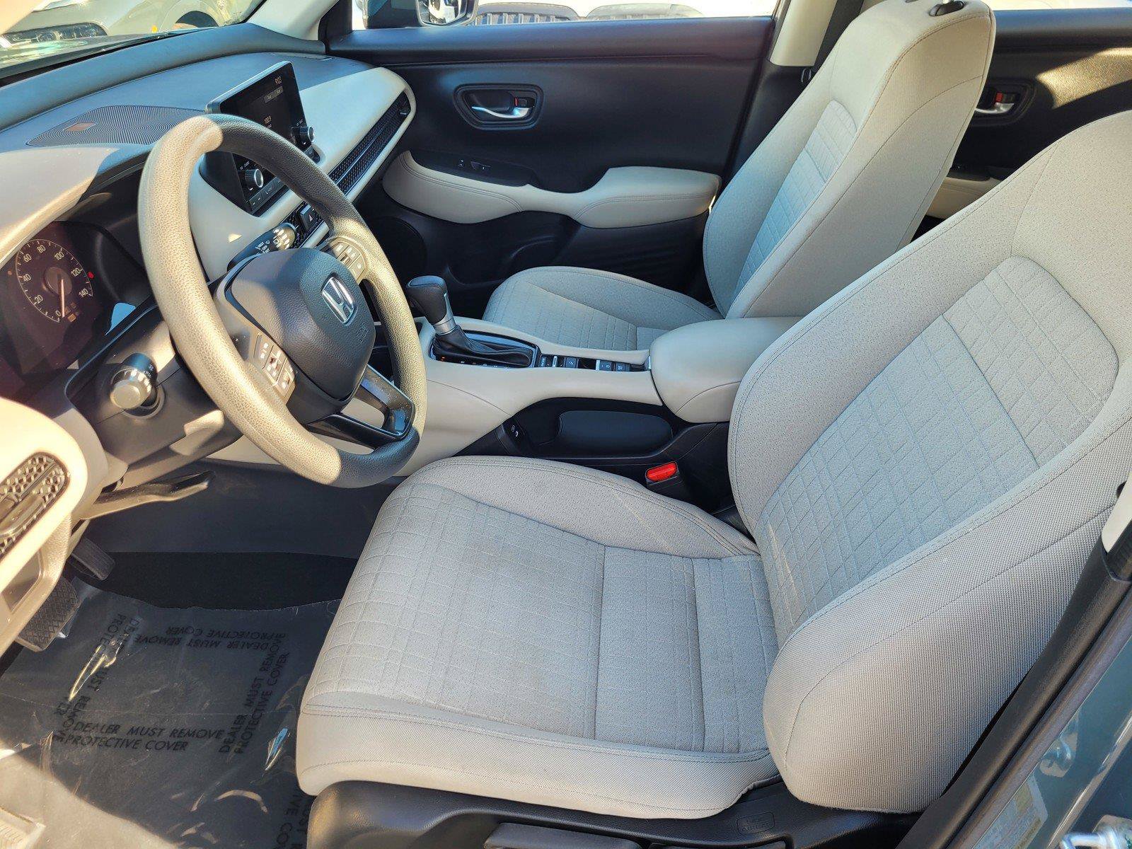 Used 2024 Honda HR-V LX image 17