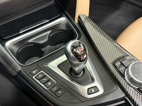 Used 2016 BMW M4 Convertible 2D image 28