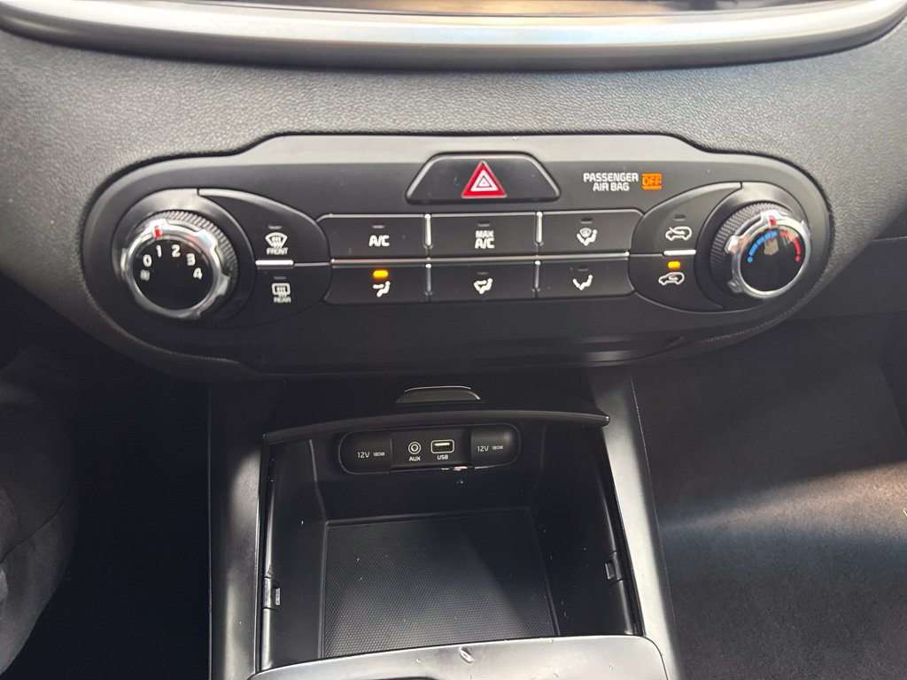 Used 2019 Kia Sorento FWD image 26