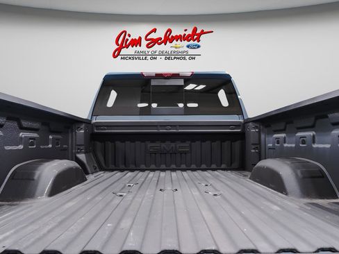 Used 2025 GMC Sierra 2500 Denali w/ Denali Reserve Package AWD/4WD image 38