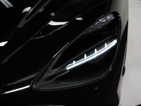 Used 2020 McLaren 720S Luxury image 15