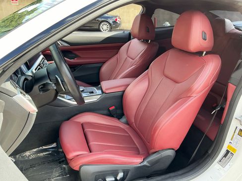 Used 2022 BMW M440i Coupe image 19