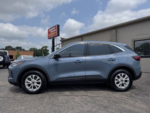 Used 2024 Ford Escape Active AWD/4WD image 4