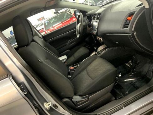 Used 2021 Mitsubishi Outlander Sport ES image 14