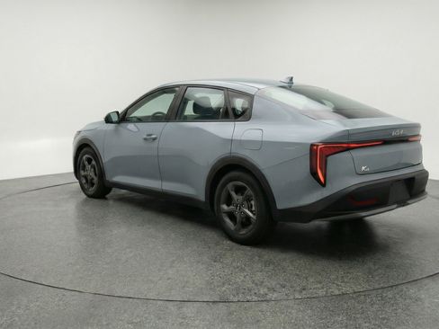 Used 2025 Kia K4 FWD image 6