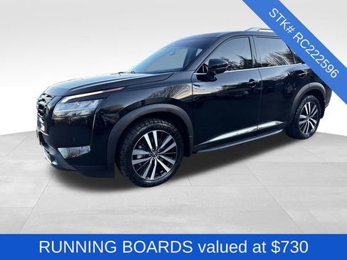Used 2024 Nissan Pathfinder Platinum w/ Lighting Package (N93) image 3