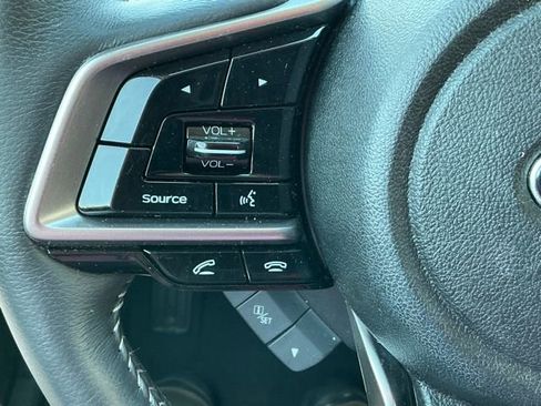 Used 2018 Subaru Outback 3.6R Touring AWD/4WD image 25