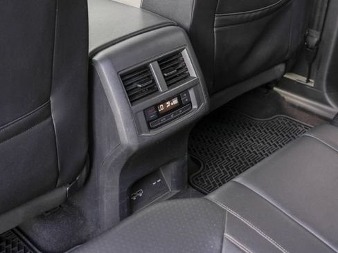 Used 2021 Volkswagen Atlas SE w/ Towing Package AWD/4WD image 42