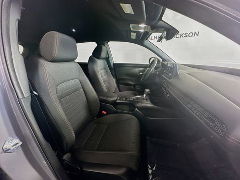 Used 2024 Honda HR-V Sport image 28