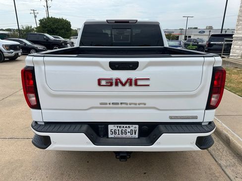 Used 2024 GMC Sierra 1500 Elevation w/ Elevation Premium Package AWD/4WD image 2