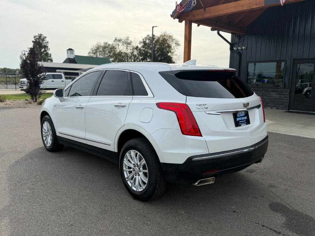 Used 2017 Cadillac XT5 FWD w/ LPO, Wheel Lock Package image 6