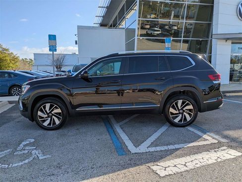 New 2026 Volkswagen Atlas SEL image 3