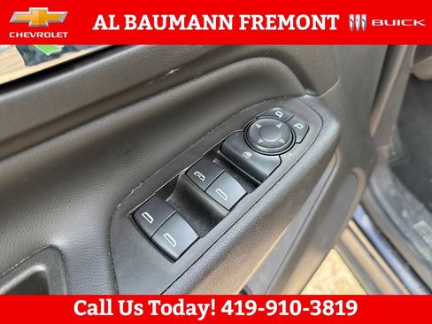 Used 2024 Chevrolet Equinox LT AWD/4WD image 11