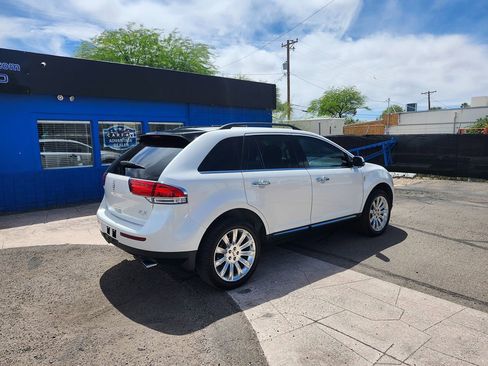 Used 2015 Lincoln MKX FWD w/ Equipment Group 101A image 10