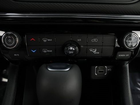 New 2026 Jeep Compass Latitude image 6