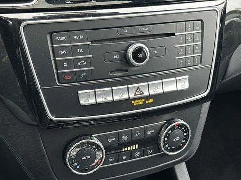 Used 2017 Mercedes-Benz GLE 550e image 19