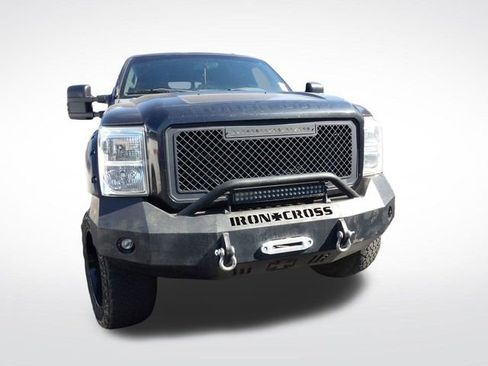Used 2013 Ford F250 Lariat w/ Lariat Ultimate Pkg AWD/4WD image 4