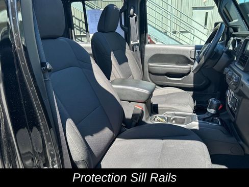 Used 2022 Jeep Gladiator Sport AWD/4WD image 33